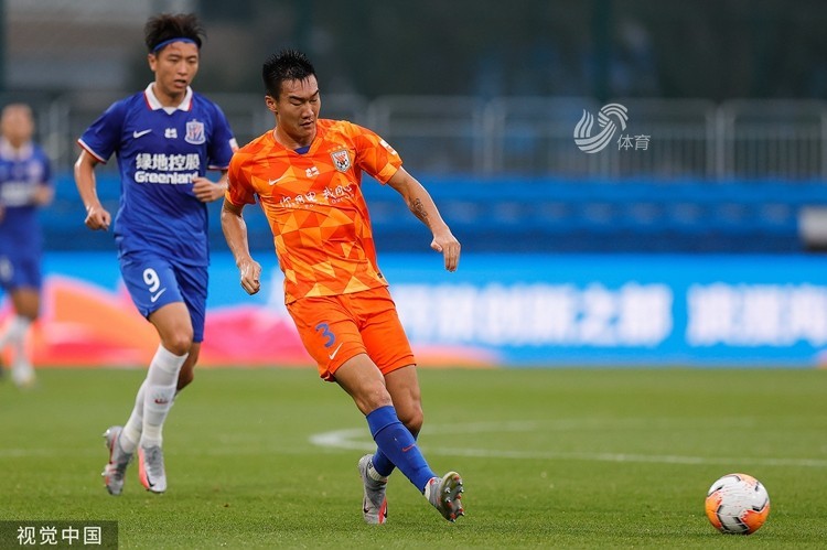 问鼎-冲刺阶段AC米兰调整名单以备亚冠；调整名单环节打磨；目标明确；球探报告显示潜力的简单介绍