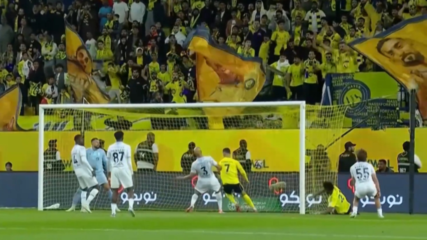 问鼎娱乐-C罗连续十五场比赛得分超过大胜，TL挑战极限！的简单介绍